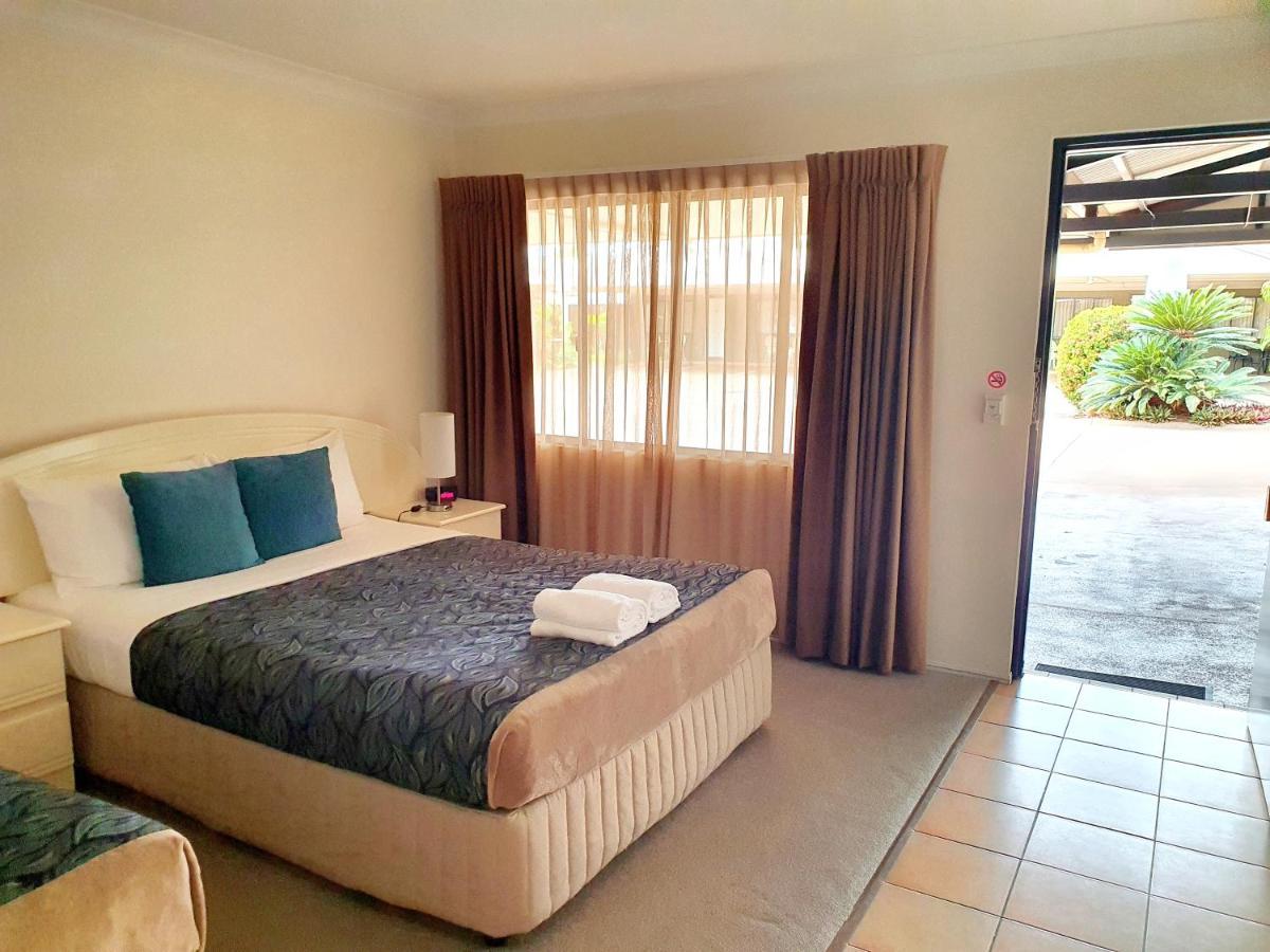 Rockhampton Palms Motor Inn Eksteriør billede