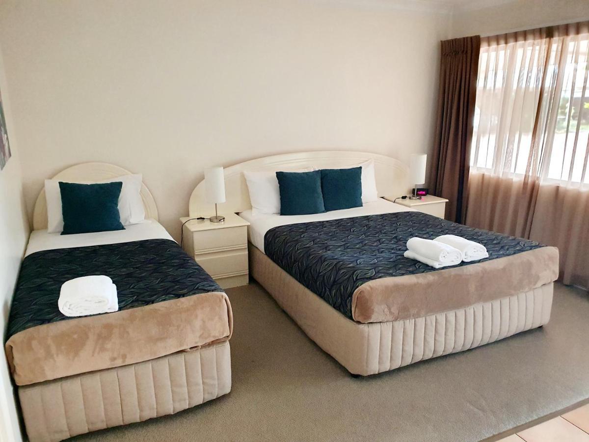 Rockhampton Palms Motor Inn Eksteriør billede